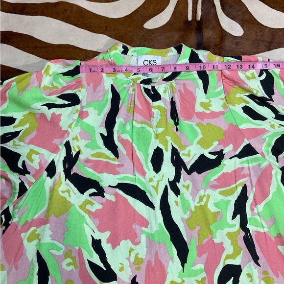 Printed Dolman Sleeve Peasant Top - Picture 8 of 13